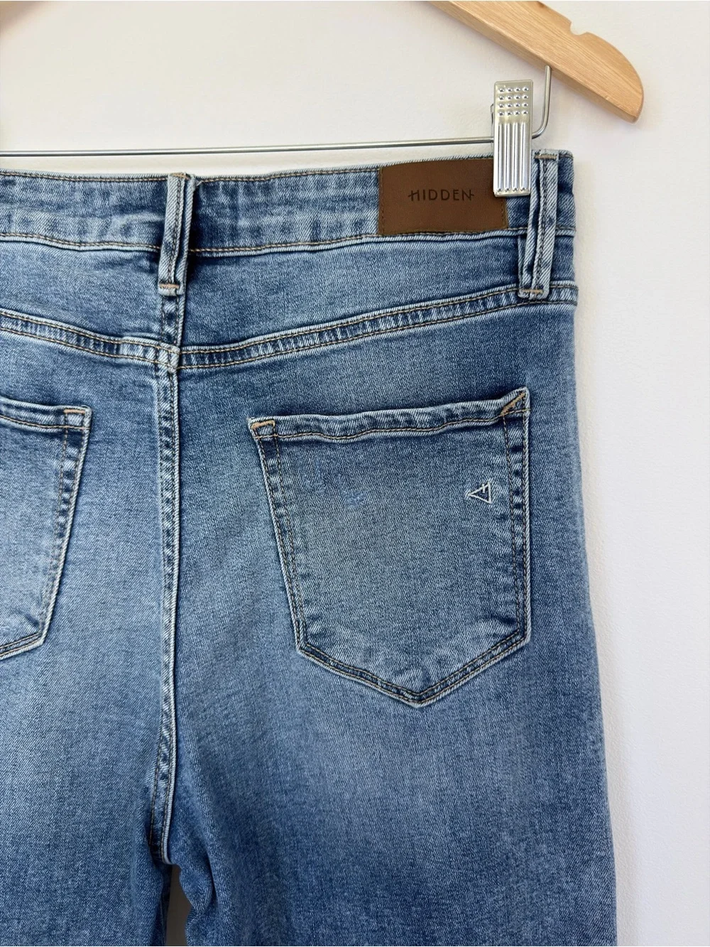 Hidden Jeans High Rise Wide Leg Distressed Raw Hem Denim